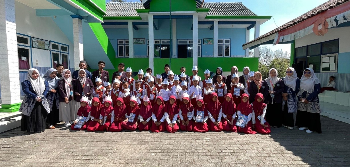 LAPORAN MINGGUAN KEGIATAN KKN KELOMPOK I STAIM KENDAL-NGAWI DI DESA PLANGKRONGAN picture2